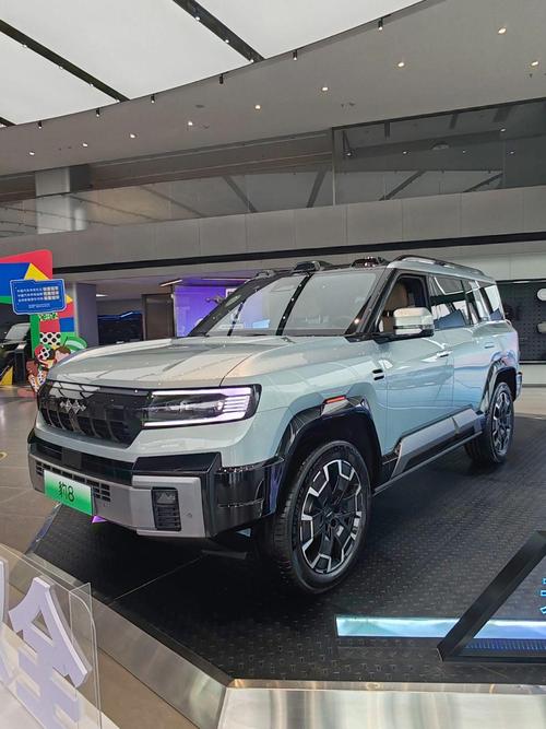 东莞8比亚迪方程豹硬派越野的爆款，英菲尼迪35周年与你共成长