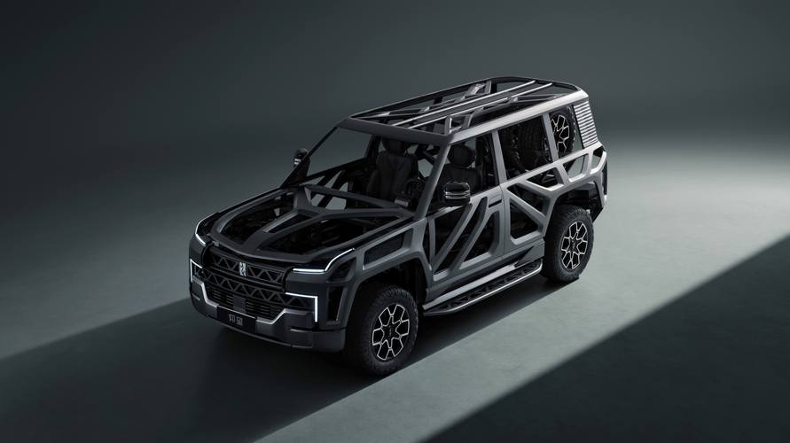 东莞8仰望U8硬派越野的科技魅力，国能汽车对传统燃油车市场的冲击